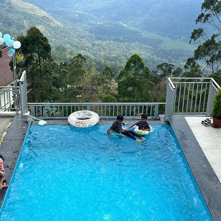 The Clouds End Hotel Devikolam ภายนอก รูปภาพ