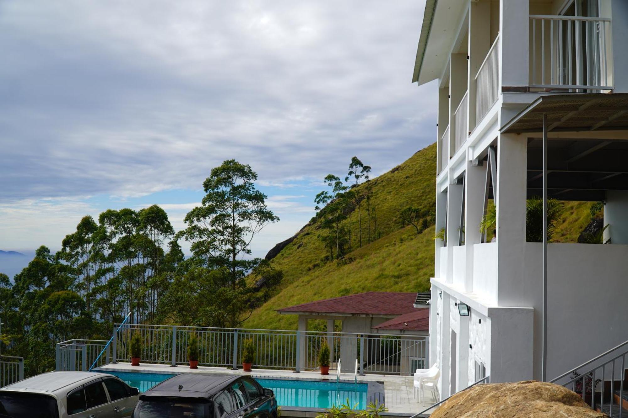 The Clouds End Hotel Devikolam ภายนอก รูปภาพ