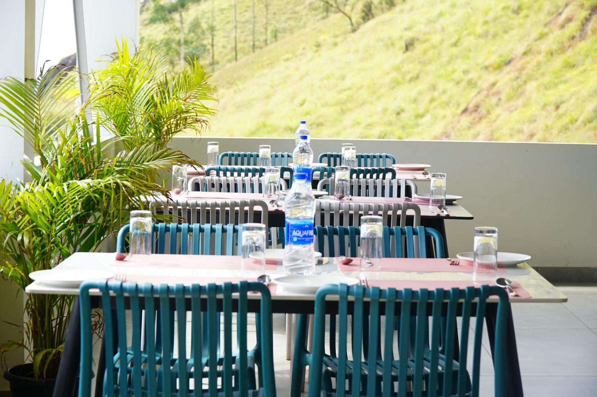 The Clouds End Hotel Devikolam ภายนอก รูปภาพ