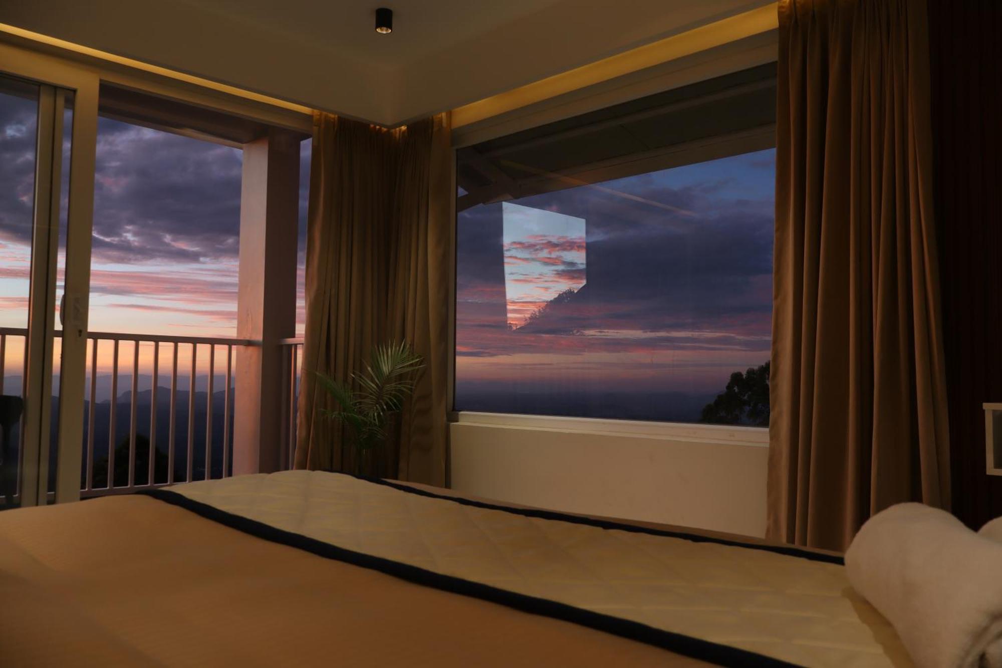 The Clouds End Hotel Devikolam ภายนอก รูปภาพ