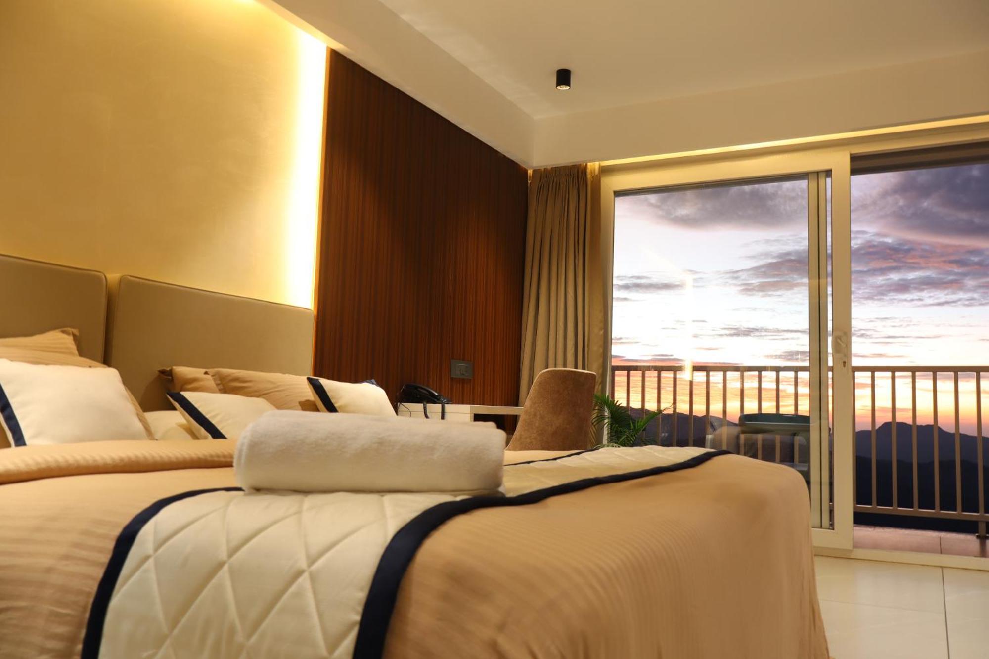 The Clouds End Hotel Devikolam ภายนอก รูปภาพ